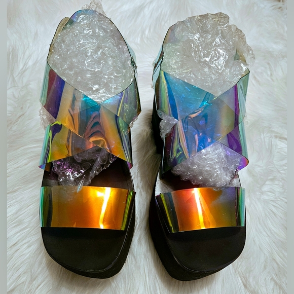 UNIF Vapor Platform Sandals - Picture 3 of 10